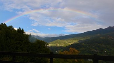 arcobaleno in valle dei Mòcheni dai Michei.jpg