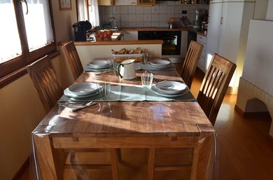 tavolo cucina 2.jpg